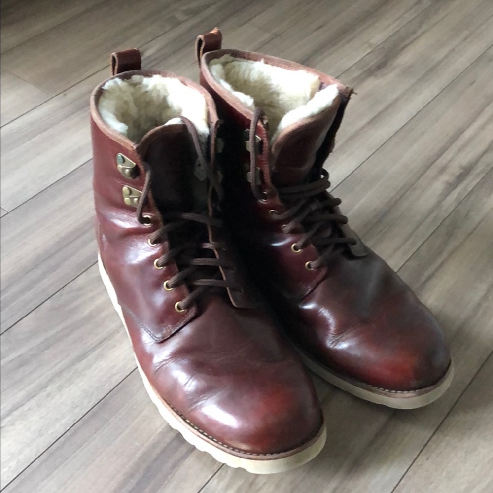 UGG Hannen boot
